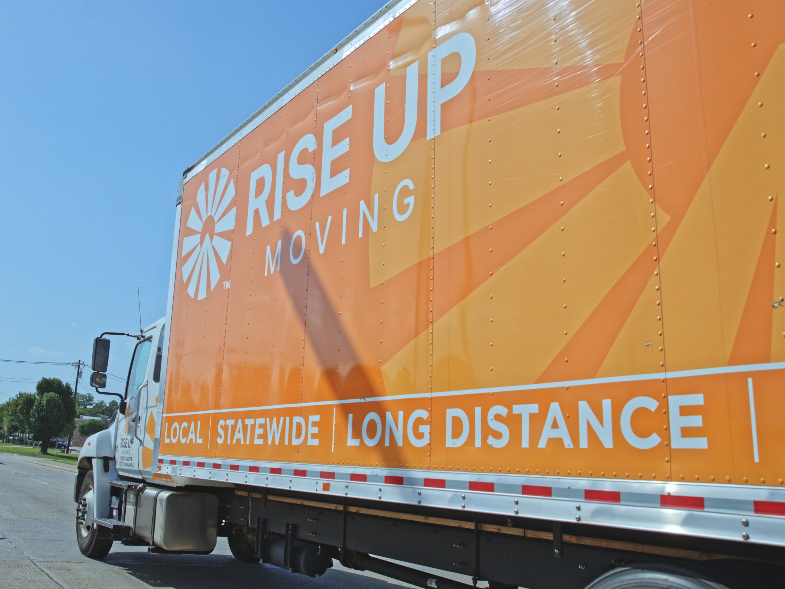 Long-Distance Movers